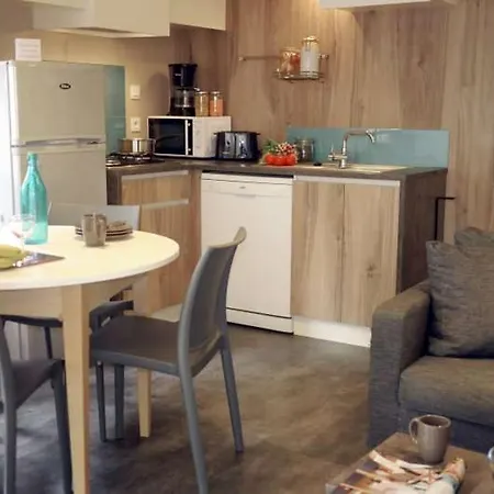 Κάμπινγκ Le Suroit