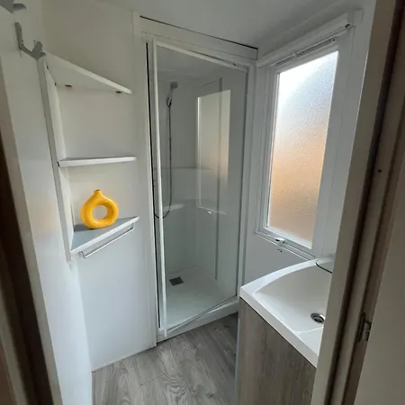 キャンプ場 Le Suroit 3*