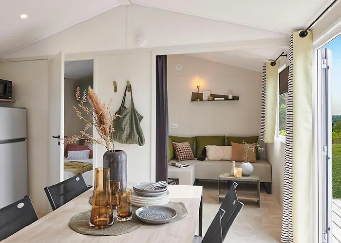 Le Suroit Campsite 3*