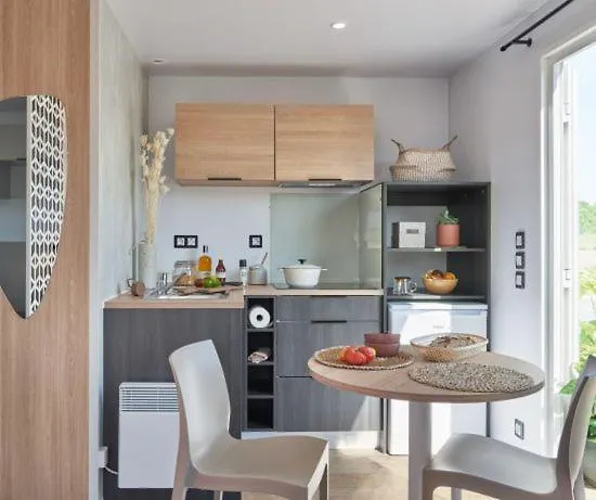 Campsite Le Suroit 3*