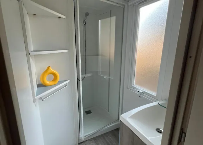 Campsite Le Suroit 3*