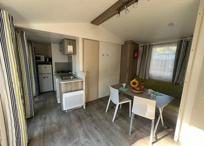 Le Suroit Campsite Le Bois-Plage-en-Re